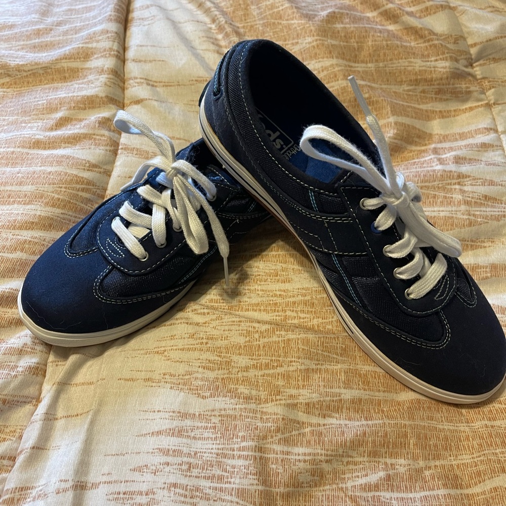 Keds EUC navy blue sneakers